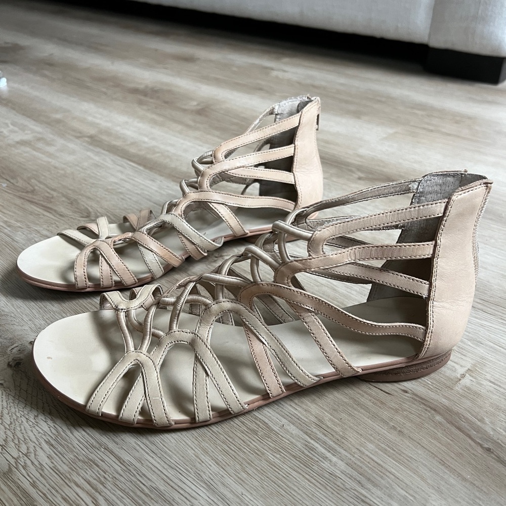 BCBGeneration Sandals Size 8.5